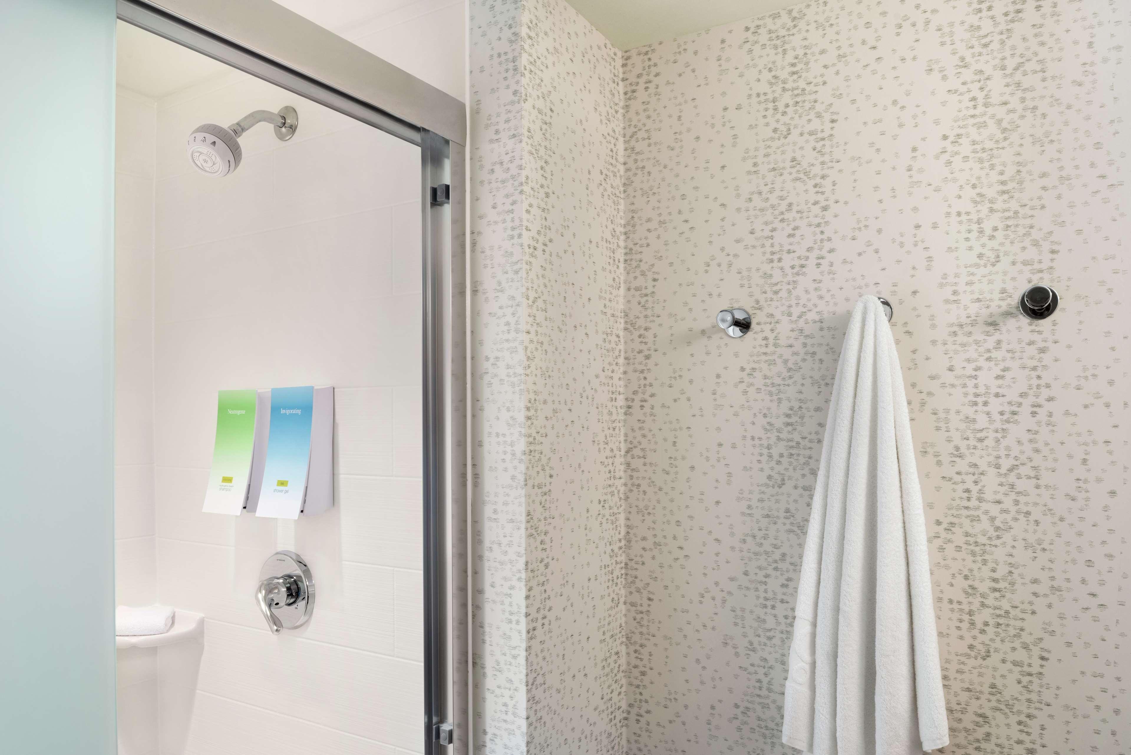 Hotel Home2 By Hilton Overland Park, Ks Overland Park