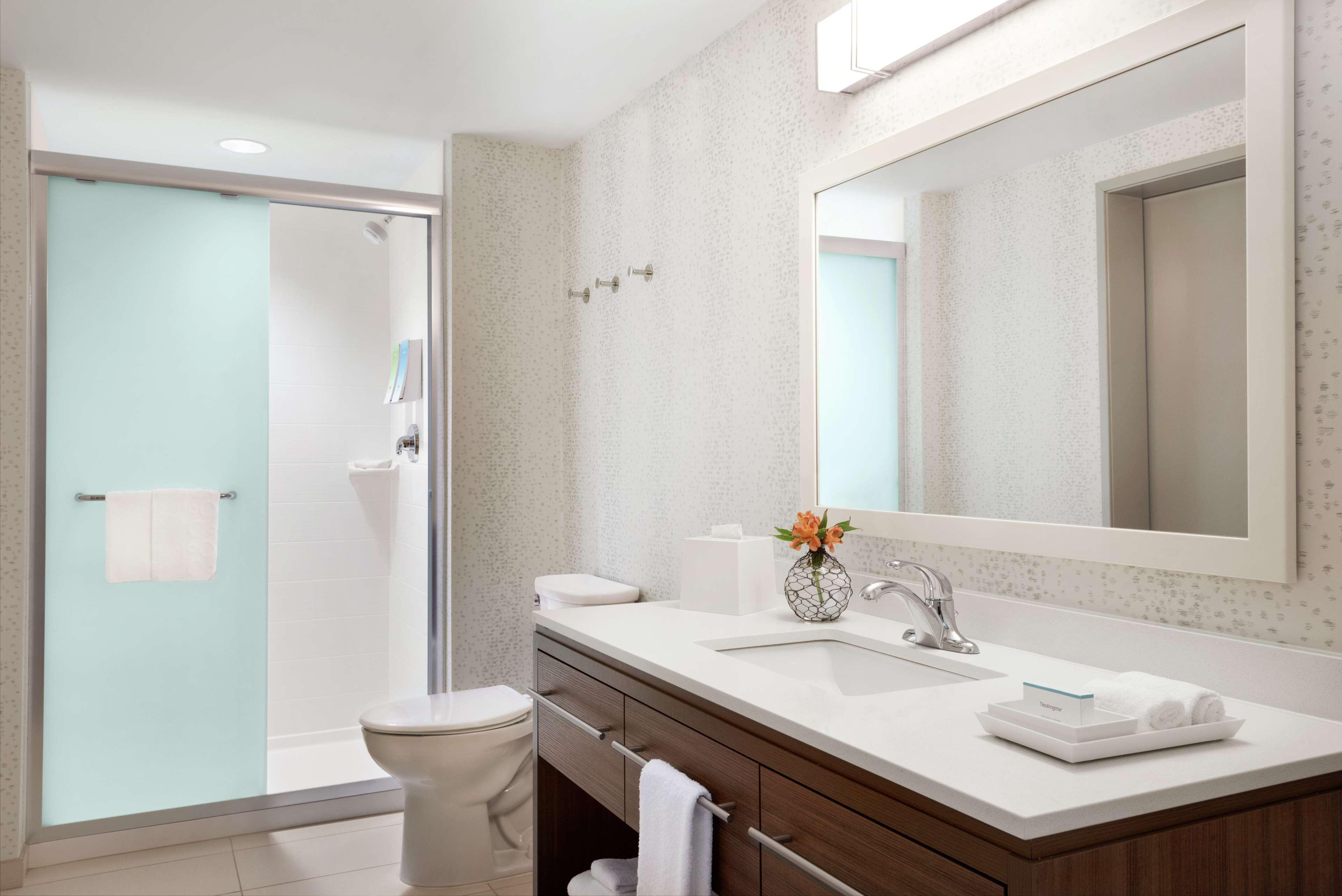 Home2 By Hilton Overland Park, Ks 3*