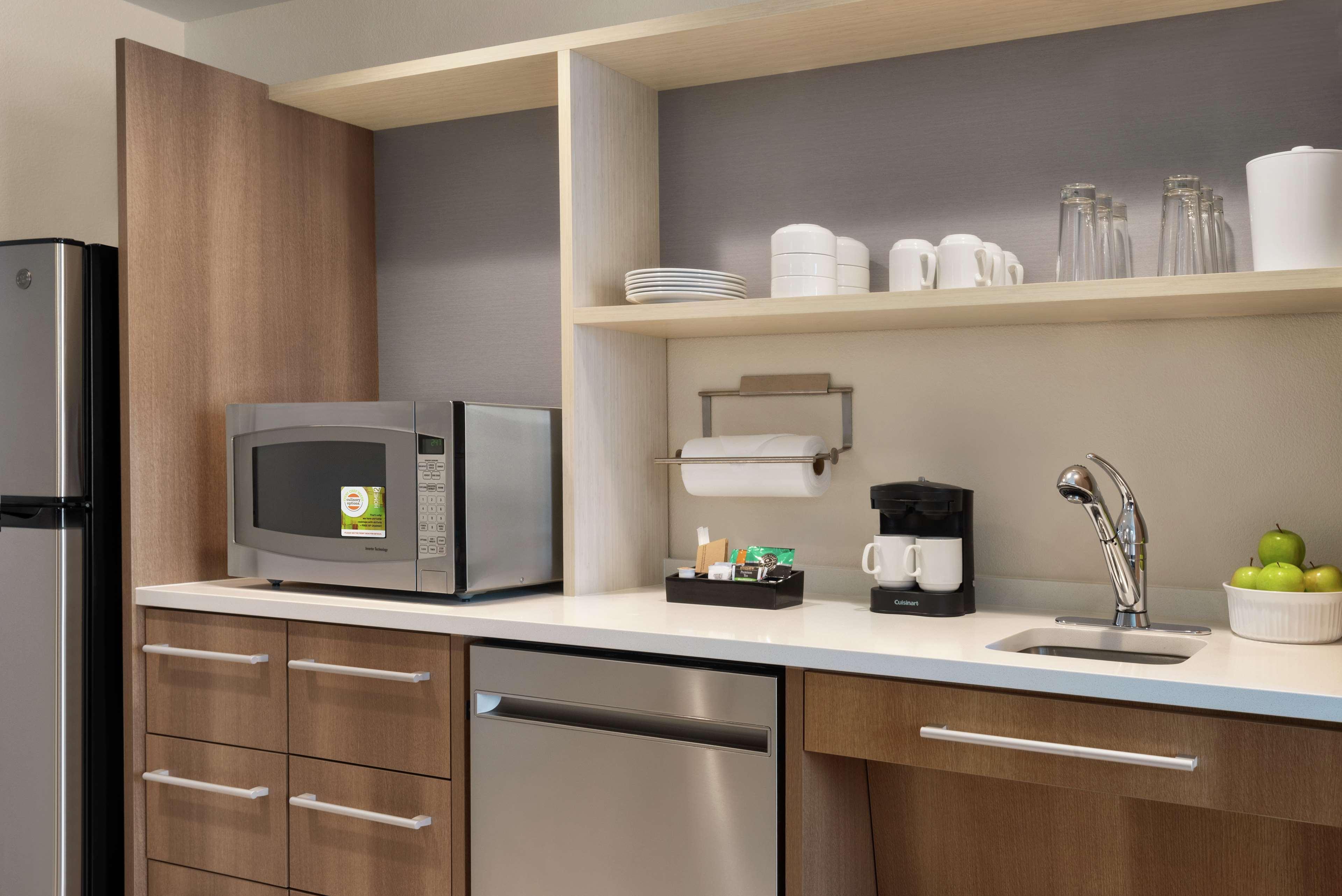 Hotel Home2 By Hilton Overland Park, Ks 3*