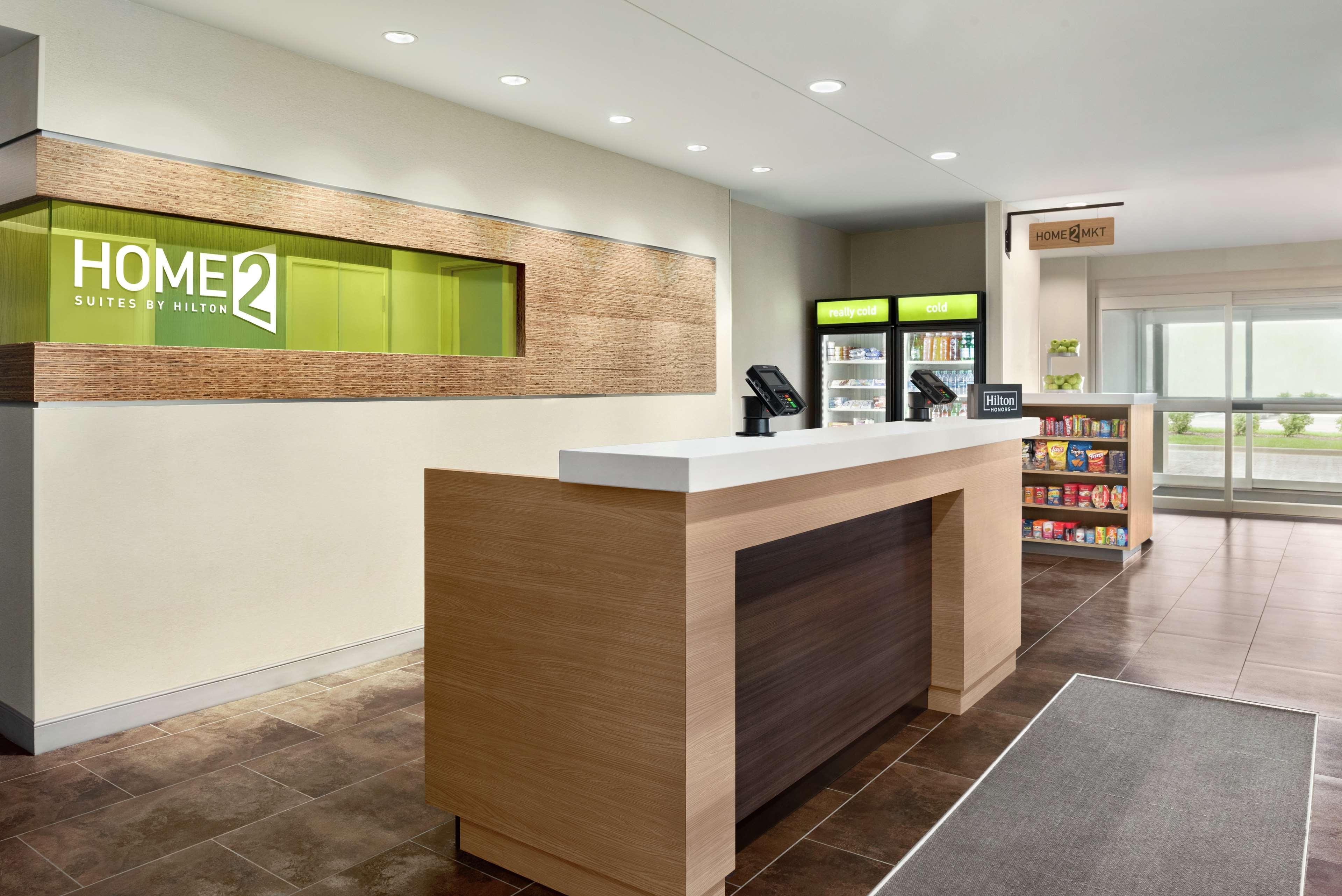 Hotel Home2 By Hilton Overland Park, Ks Overland Park