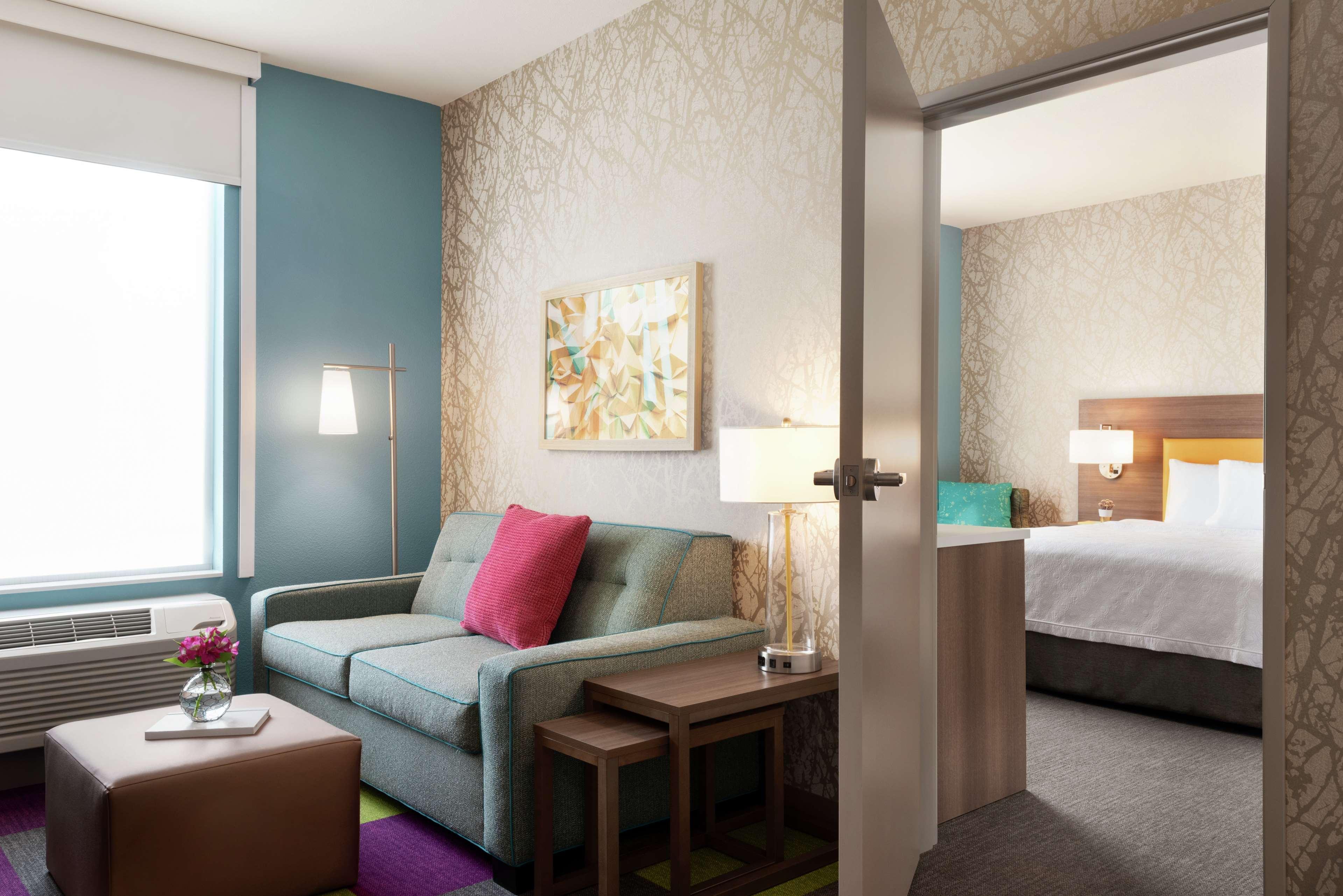 Home2 By Hilton Overland Park, Ks Overland Park